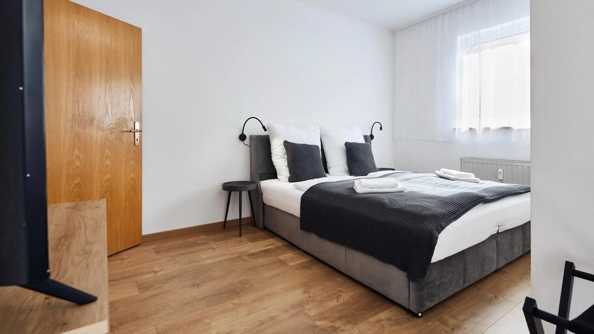 N01 Apartment Im Kuenstlerviertel - Naehe Innenstadt Und Ubahn, 2 Zimmer, 3 Einzelbetten Und Ein Doppelbett Nuremberg